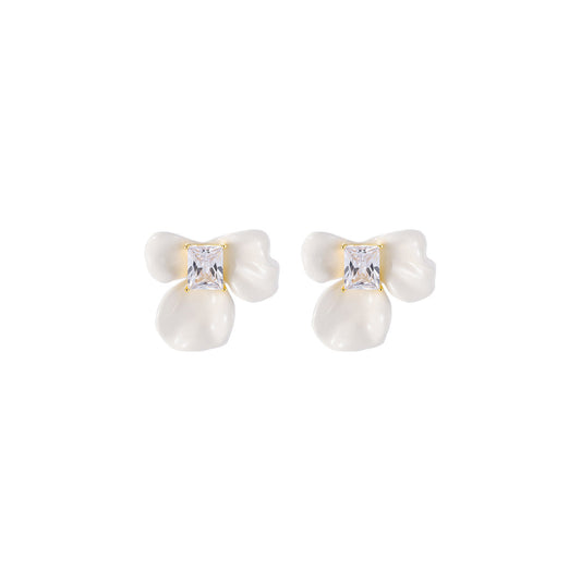 Caresse Crown Opaline White Earrings-0